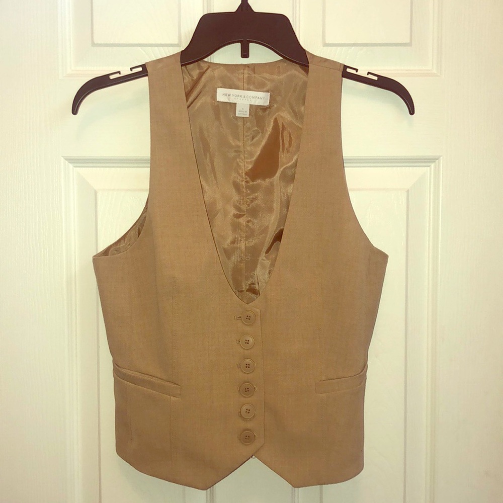 New York and Company Vest ❤️